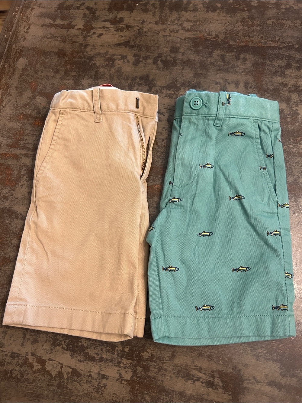 J. Crew Crewcuts Boys Size 6 Khaki and Teal Fish-Print Shorts